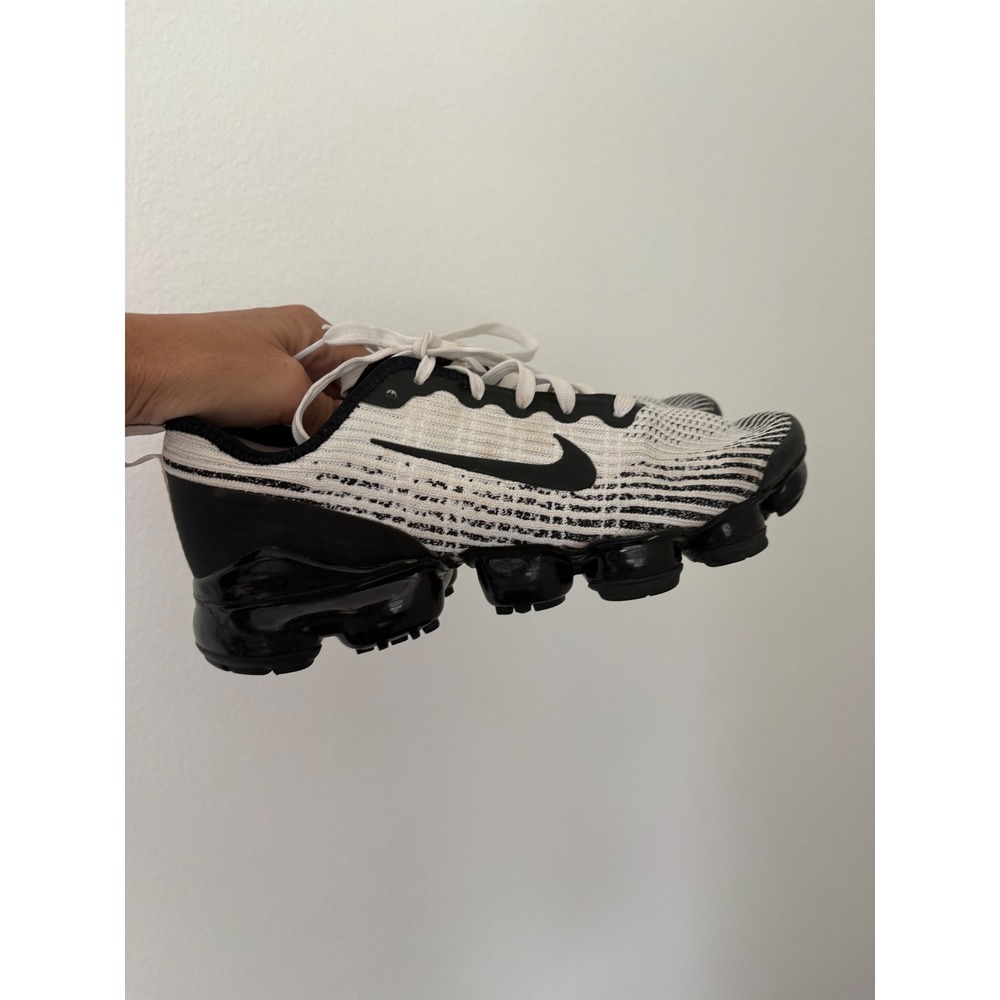 Nike Air VaporMax Flyknit 3 Oreo White Black BQ5238-103 Youth Size 7Y